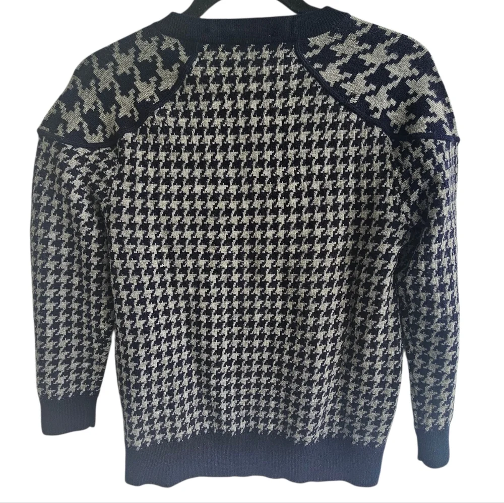 J.Crew 100% Merino Wool Houndstooth Sweater - Women’s Size M - Preppy Quiet Lux